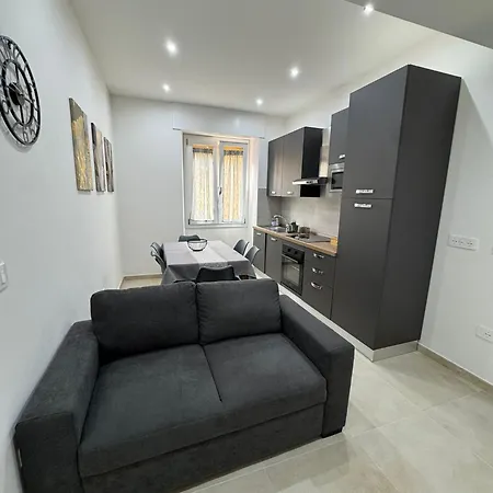 Apartamento Charme House Giuan